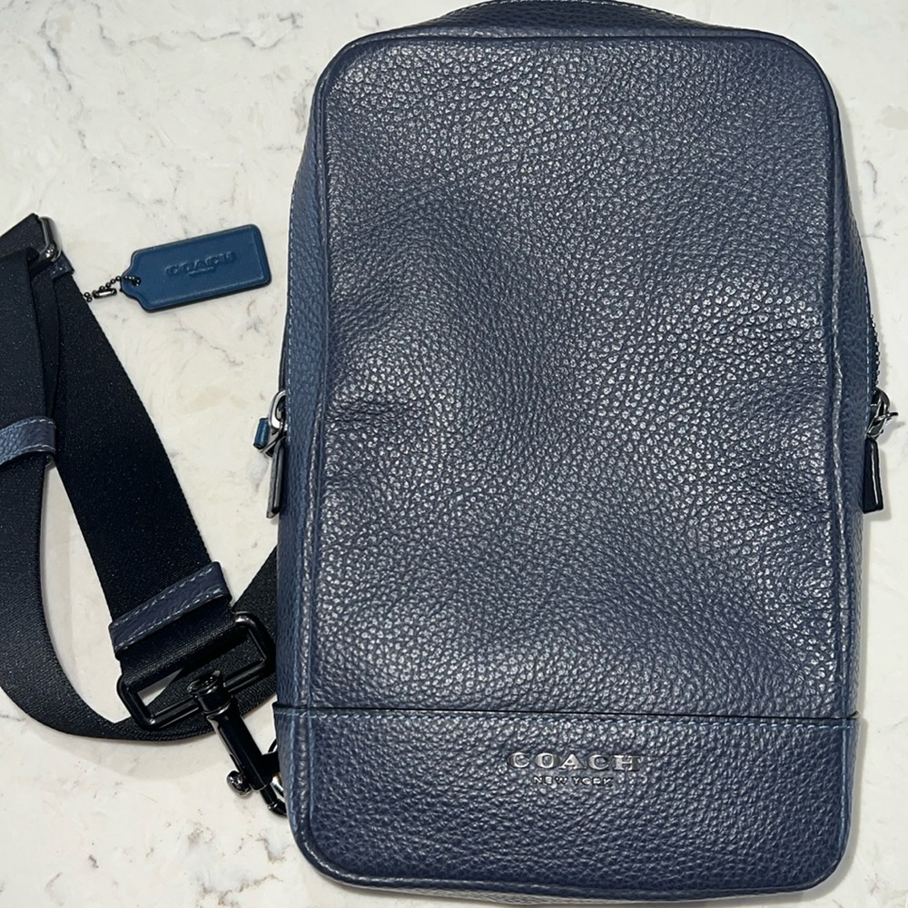 Coach Sullivan Pack in Pebbled Leather